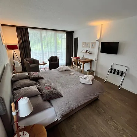 Alfa Superieur - Leukerbad-therme Hotel 3*