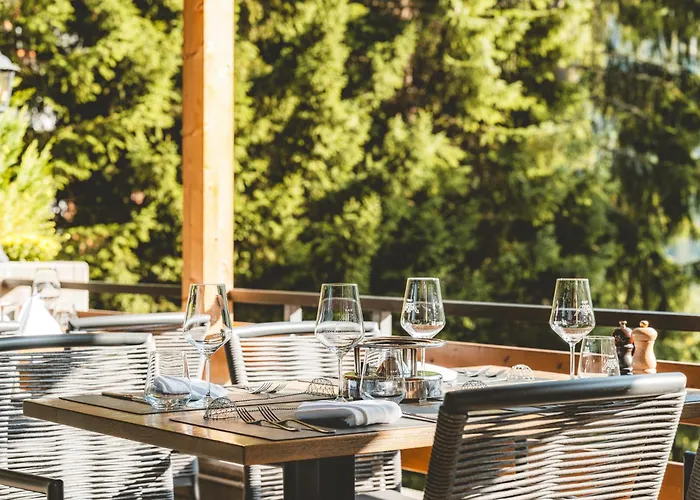 Alfa Superieur - Leukerbad-therme Szálloda 3*